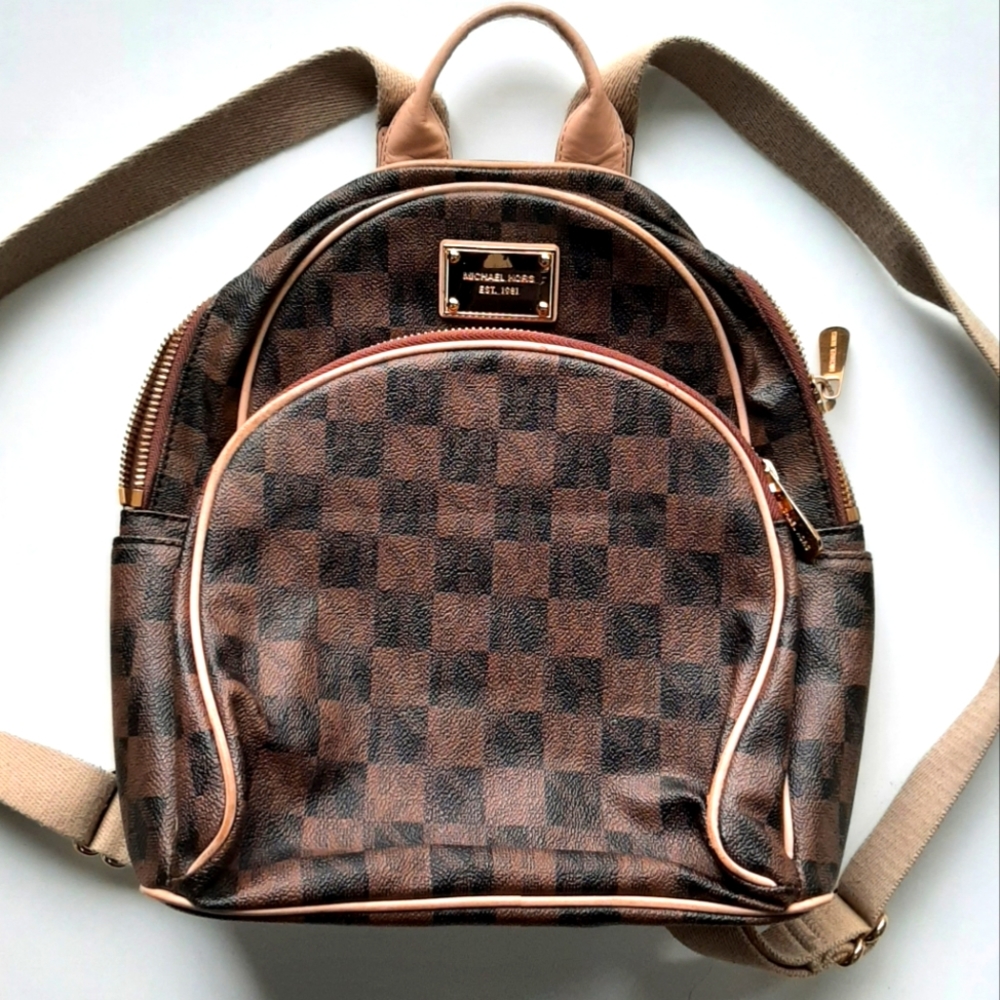 Michael Kors Women's Fashion Backpack, Great condition!